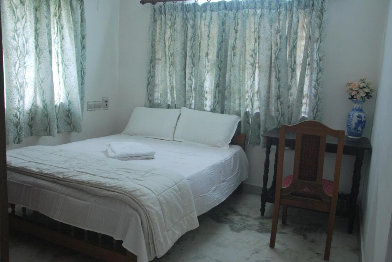 Casa Feliz Bed & Breakfast Fort Kochi Exterior photo